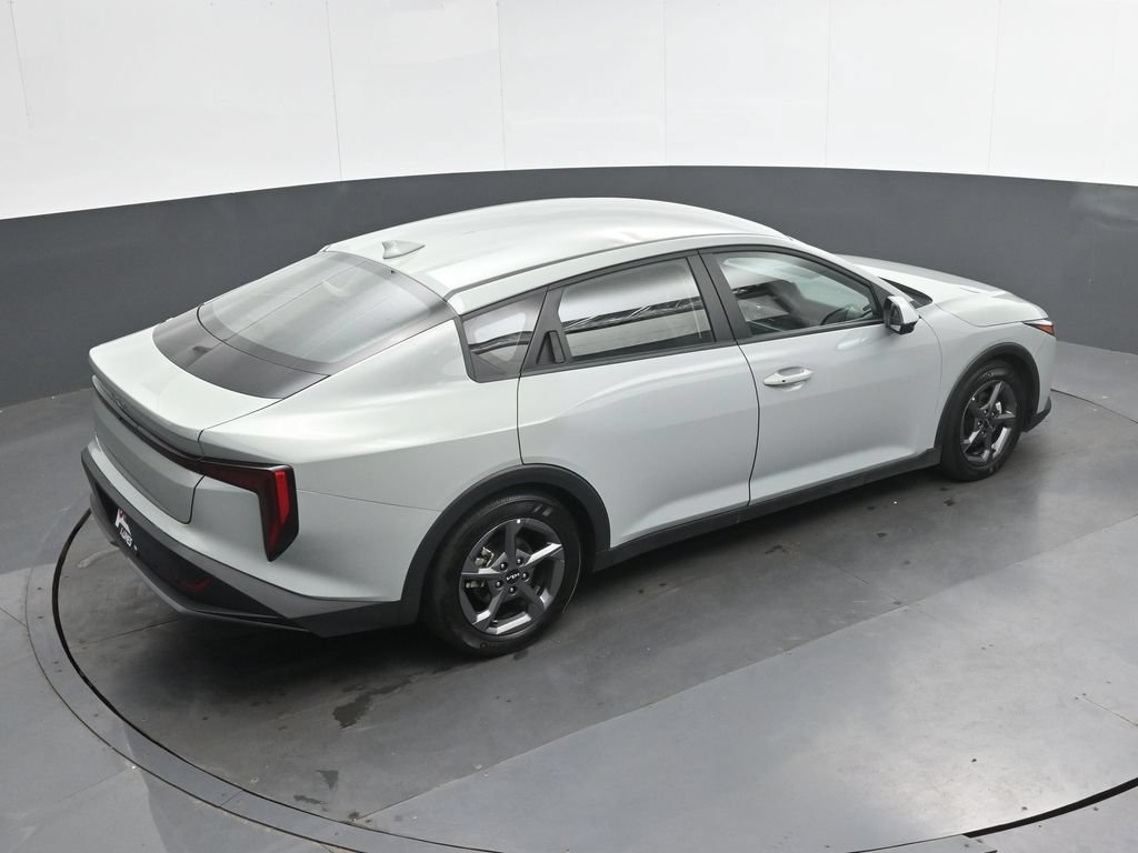 Used 2025 Kia K4 FWD image 30