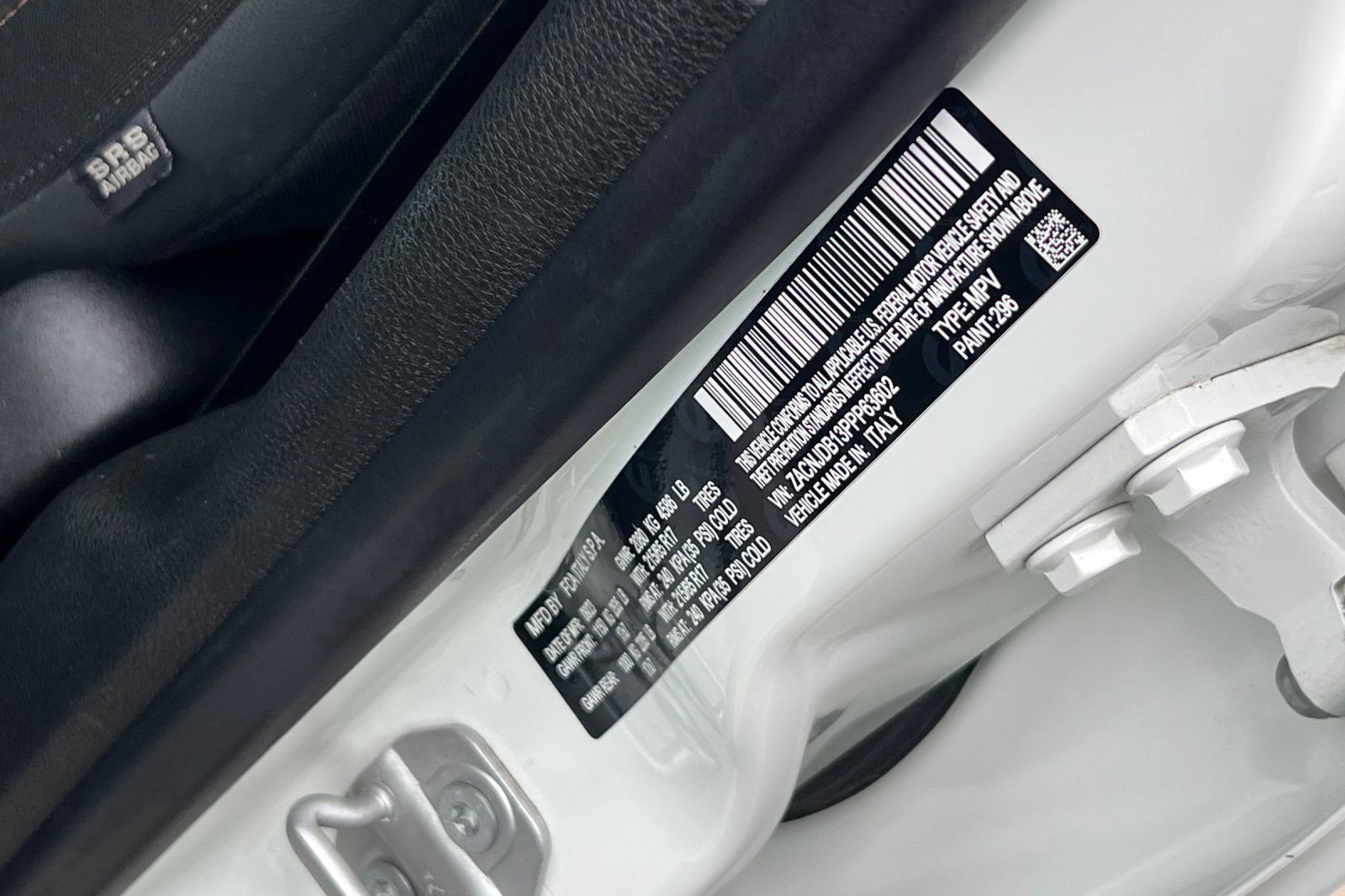 Used 2023 Jeep Renegade Latitude AWD/4WD image 40