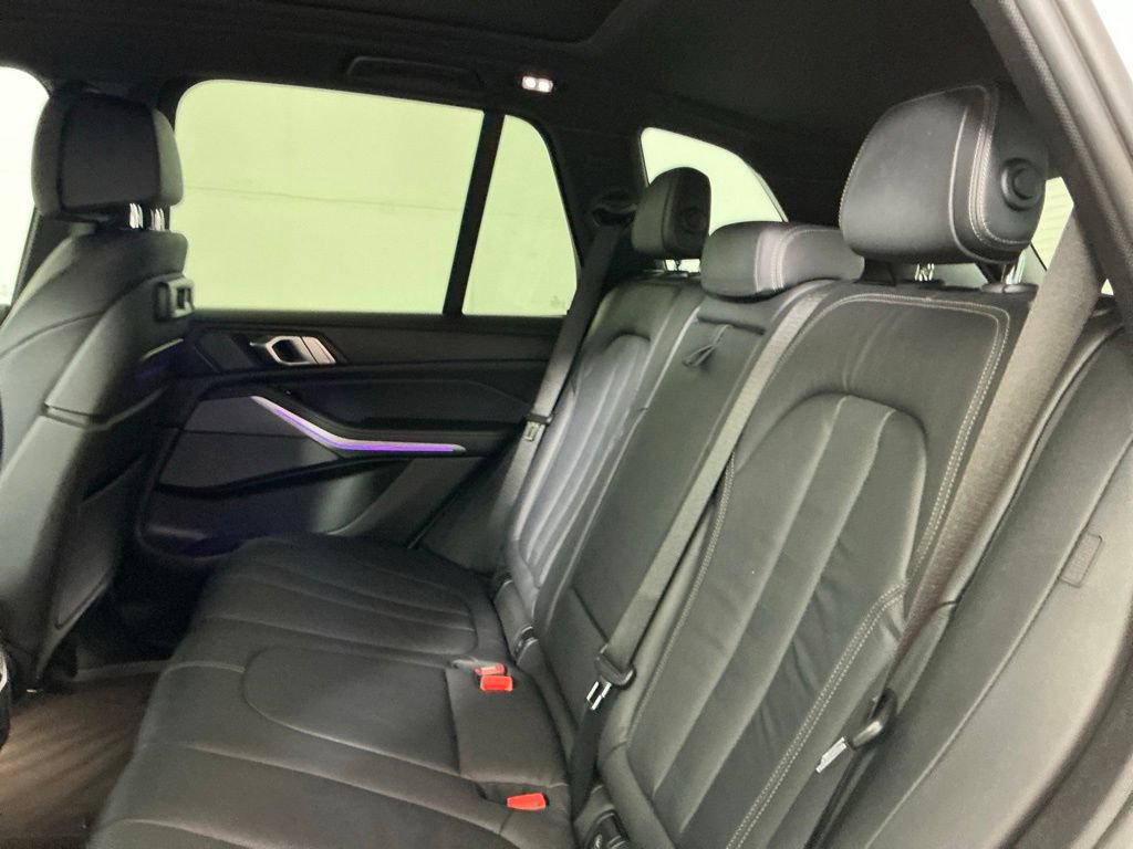 Used 2019 BMW X5 xDrive40i w/ M Sport Package AWD/4WD image 26