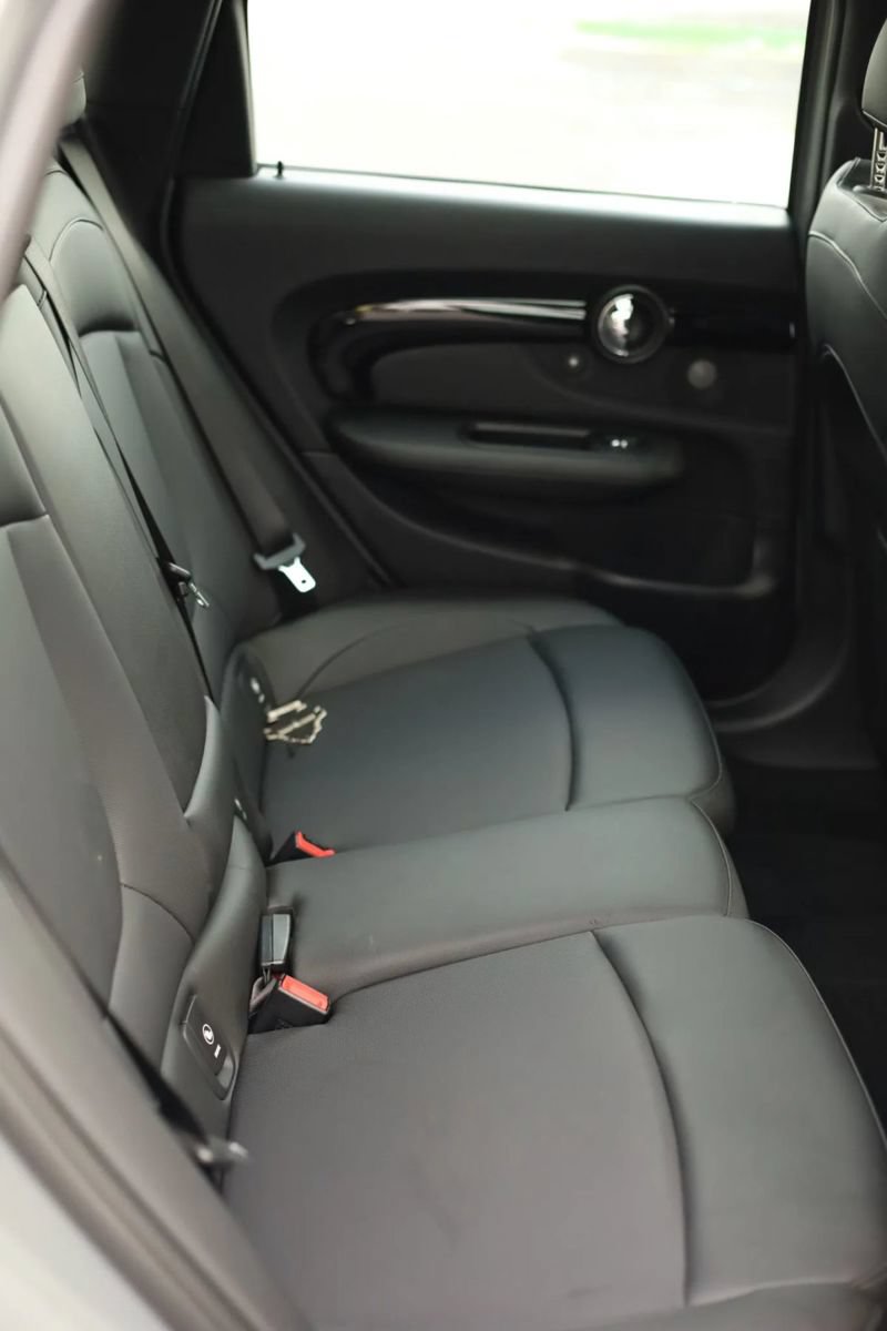 Used 2020 MINI Cooper Clubman S w/ Premium Package AWD/4WD image 38