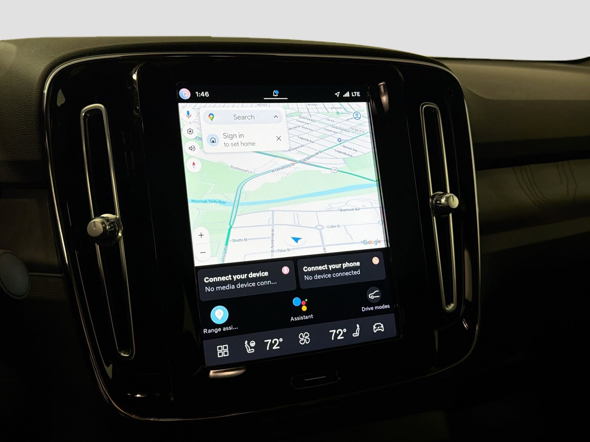 Certified 2023 Volvo C40 P8 Recharge Ultimate AWD/4WD image 13