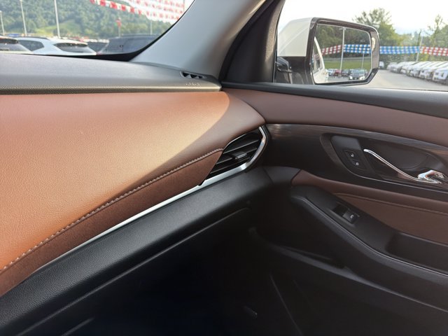 Used 2019 Chevrolet Traverse High Country w/ LPO, Floor Liner Package AWD/4WD image 26