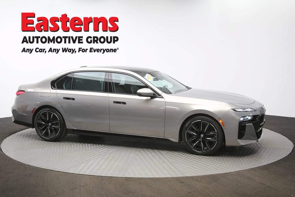 Used 2023 BMW 760i xDrive w/ Executive Package AWD/4WD image 51