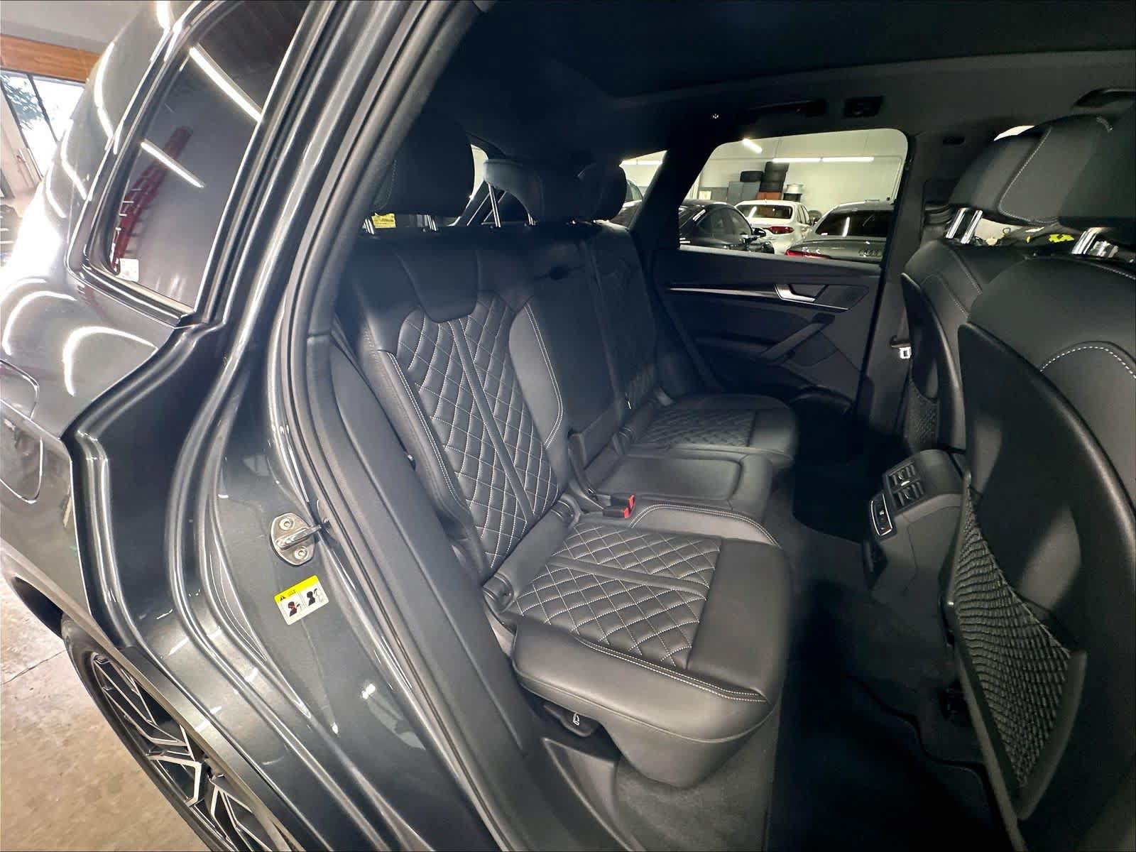 Used 2023 Audi SQ5 Prestige w/ Prestige Package AWD/4WD image 28