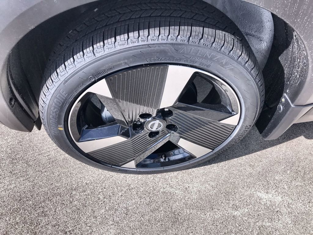 New 2026 Nissan Kicks SR w/ SR Premium Package image 10