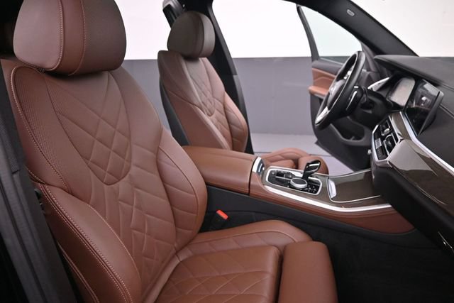Used 2023 BMW X5 xDrive40i AWD/4WD image 24