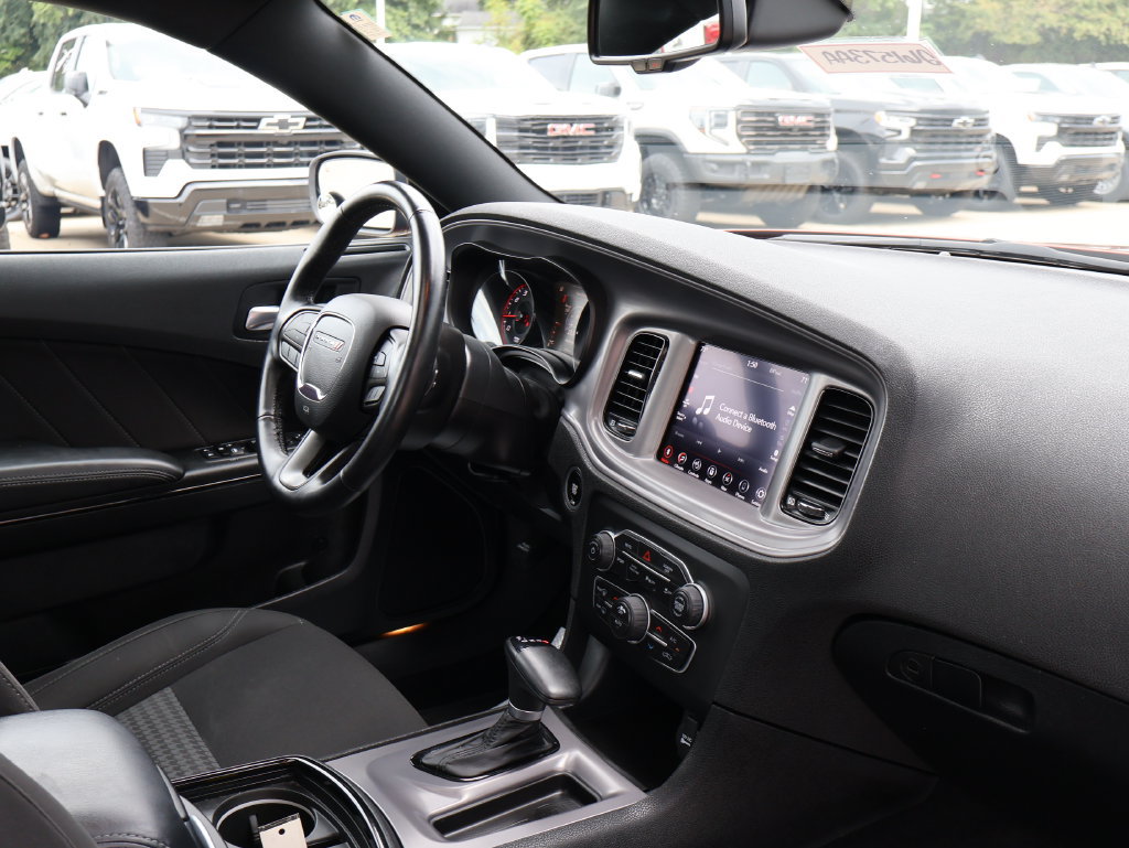 Used 2023 Dodge Charger SXT w/ Blacktop Package AWD/4WD image 33