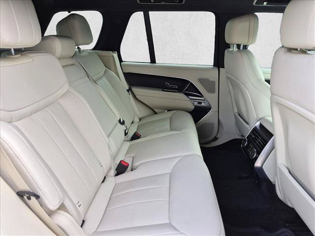 Used 2024 Land Rover Range Rover SE AWD/4WD image 21