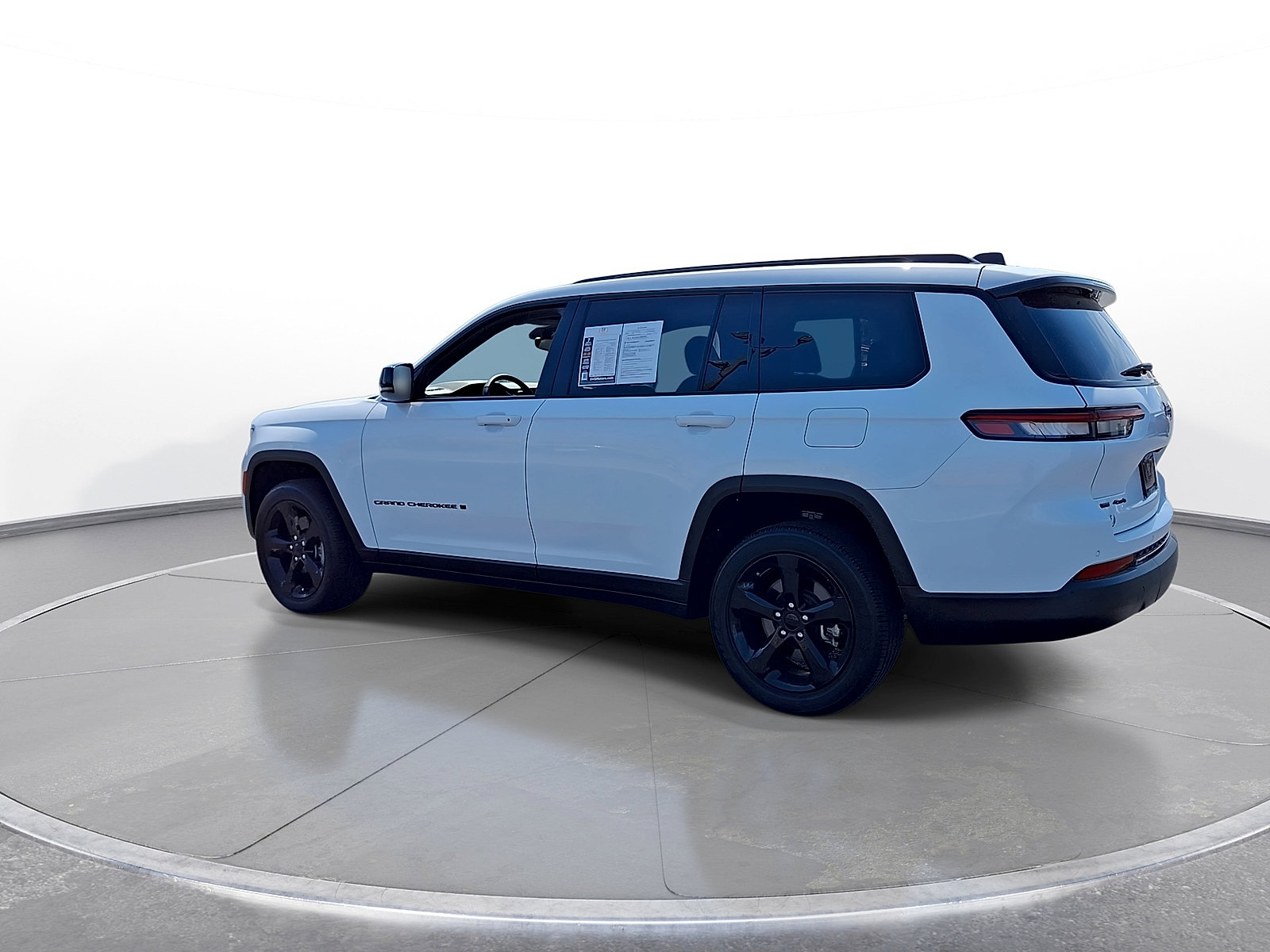 Used 2023 Jeep Grand Cherokee L Laredo AWD/4WD image 6