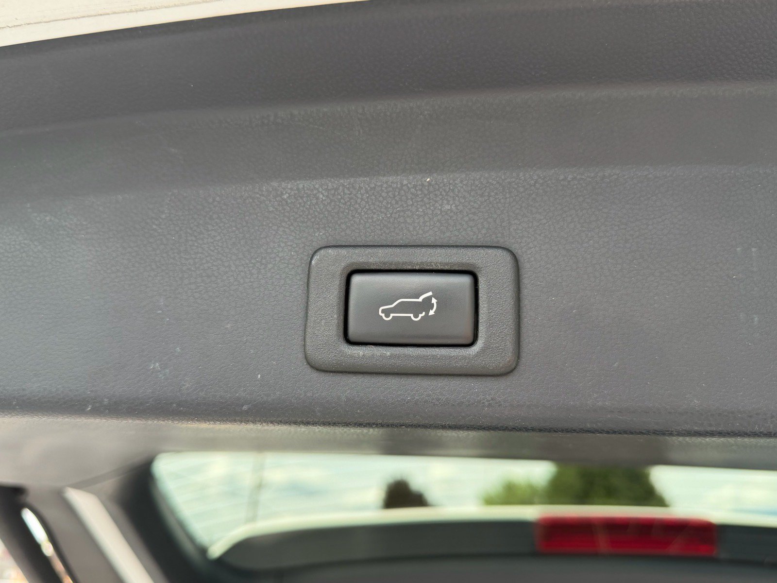 Used 2019 Subaru Ascent Premium AWD/4WD image 23