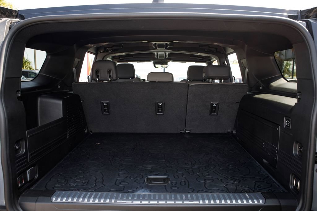 Used 2024 GMC Hummer EV 2X image 16