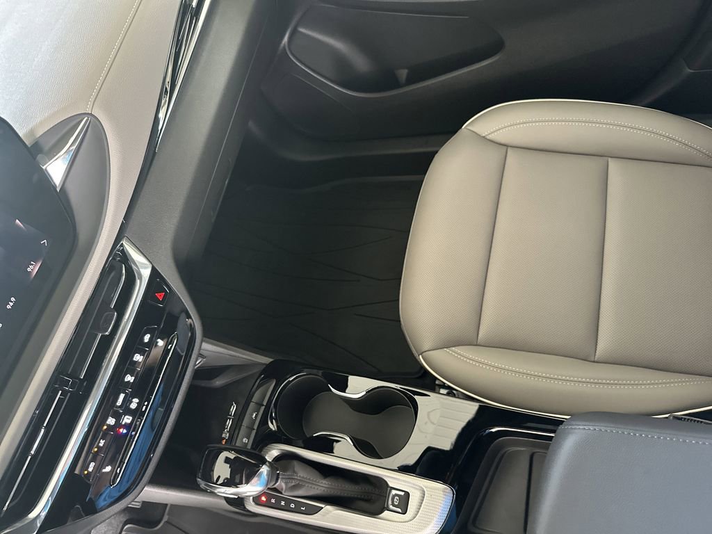 New 2026 Buick Envista Avenir image 25