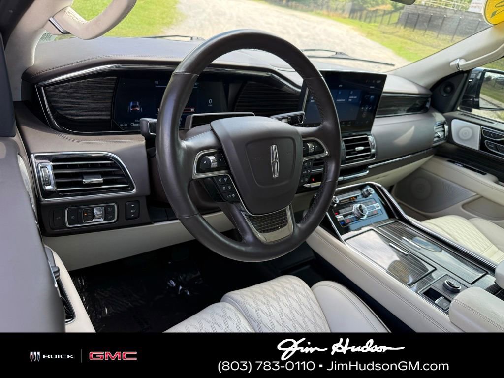 Used 2022 Lincoln Navigator Black Label AWD/4WD image 4