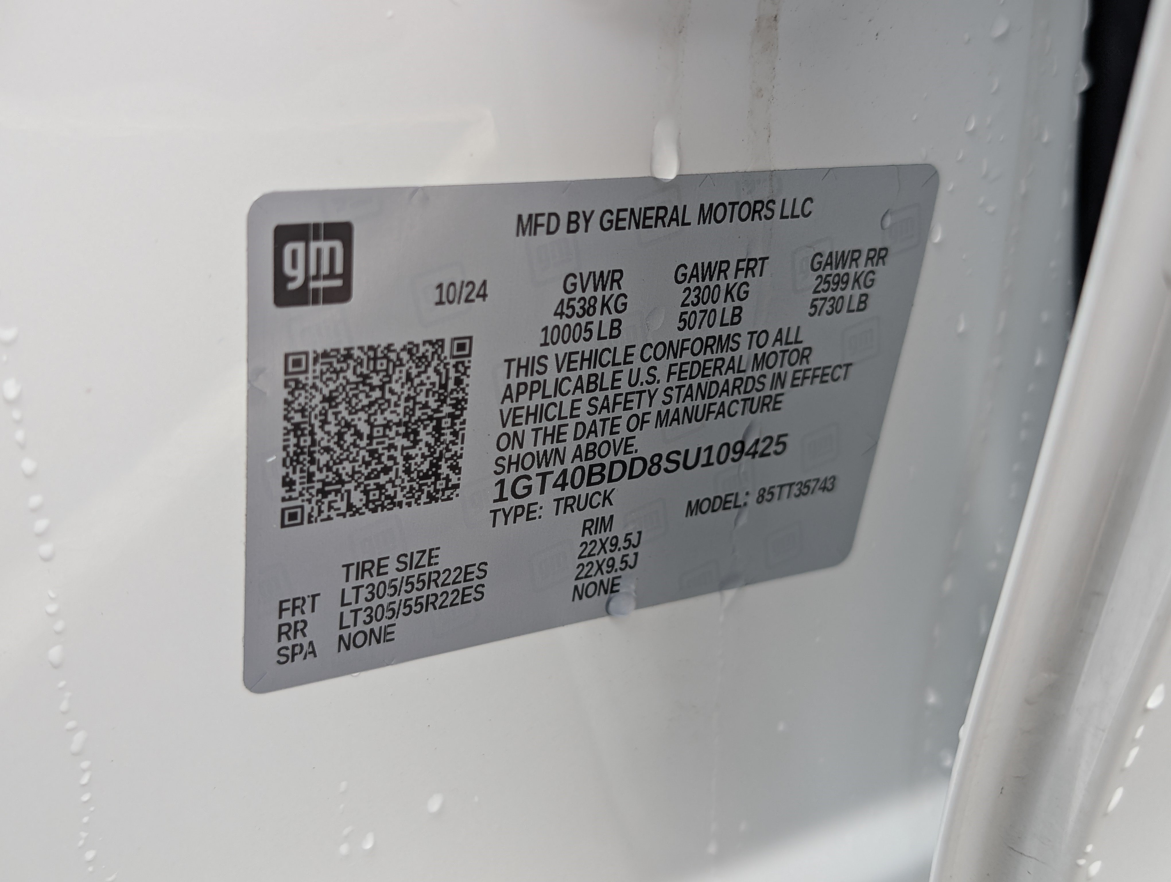 Used 2025 GMC Hummer EV 2X w/ LPO, Sport Package AWD/4WD image 40