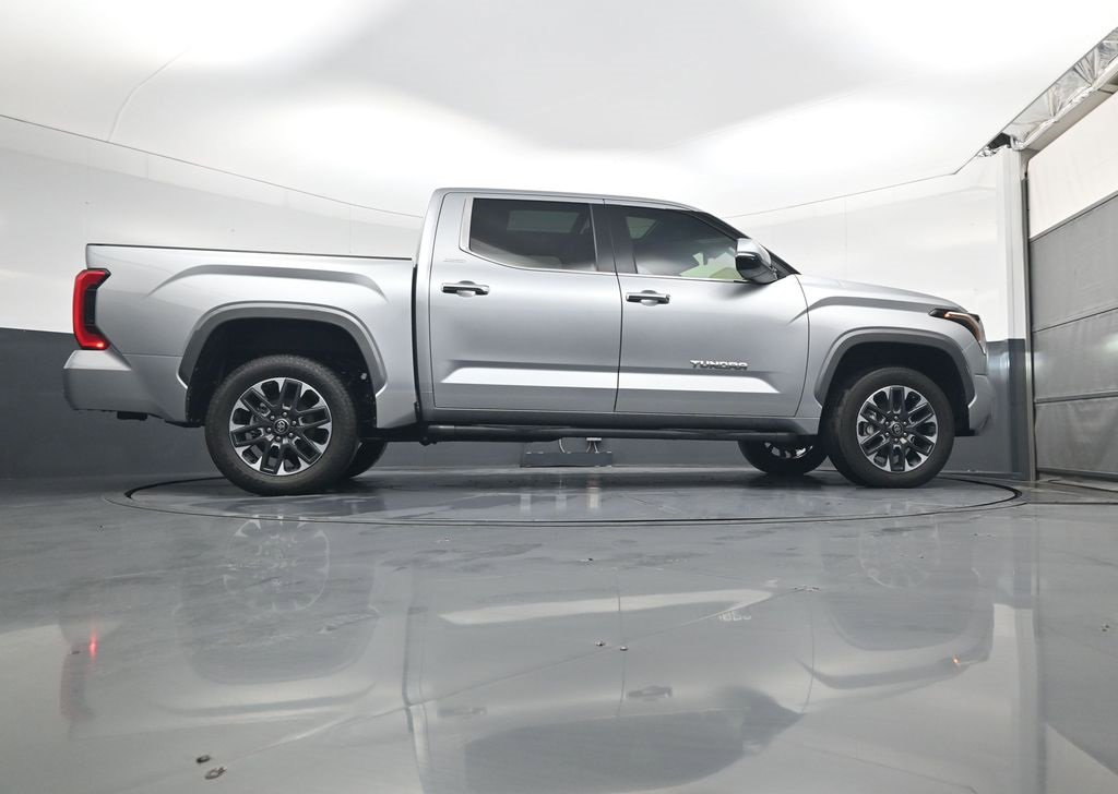 Used 2025 Toyota Tundra Limited image 25