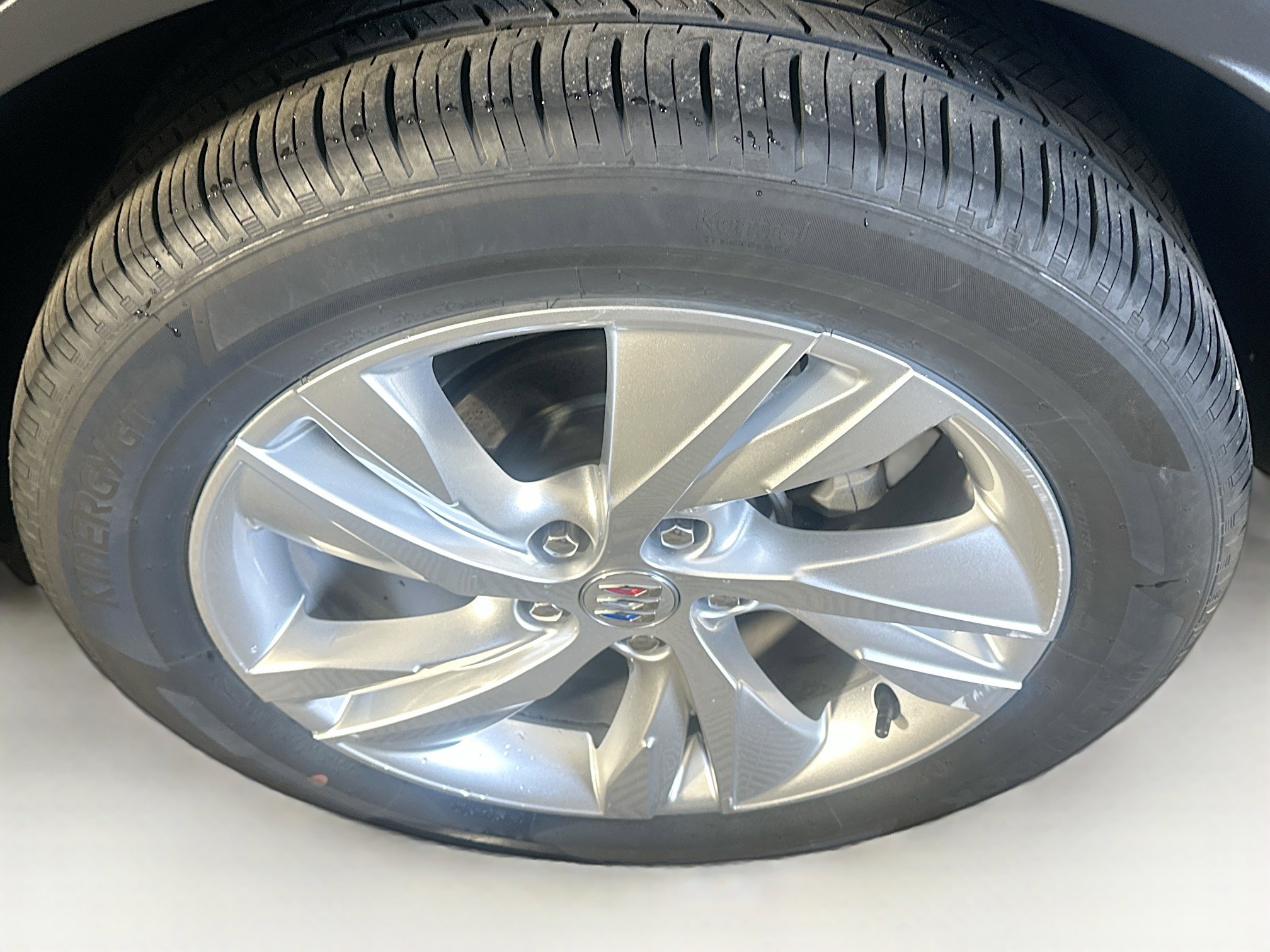 Used 2025 Buick Encore GX Preferred FWD image 11
