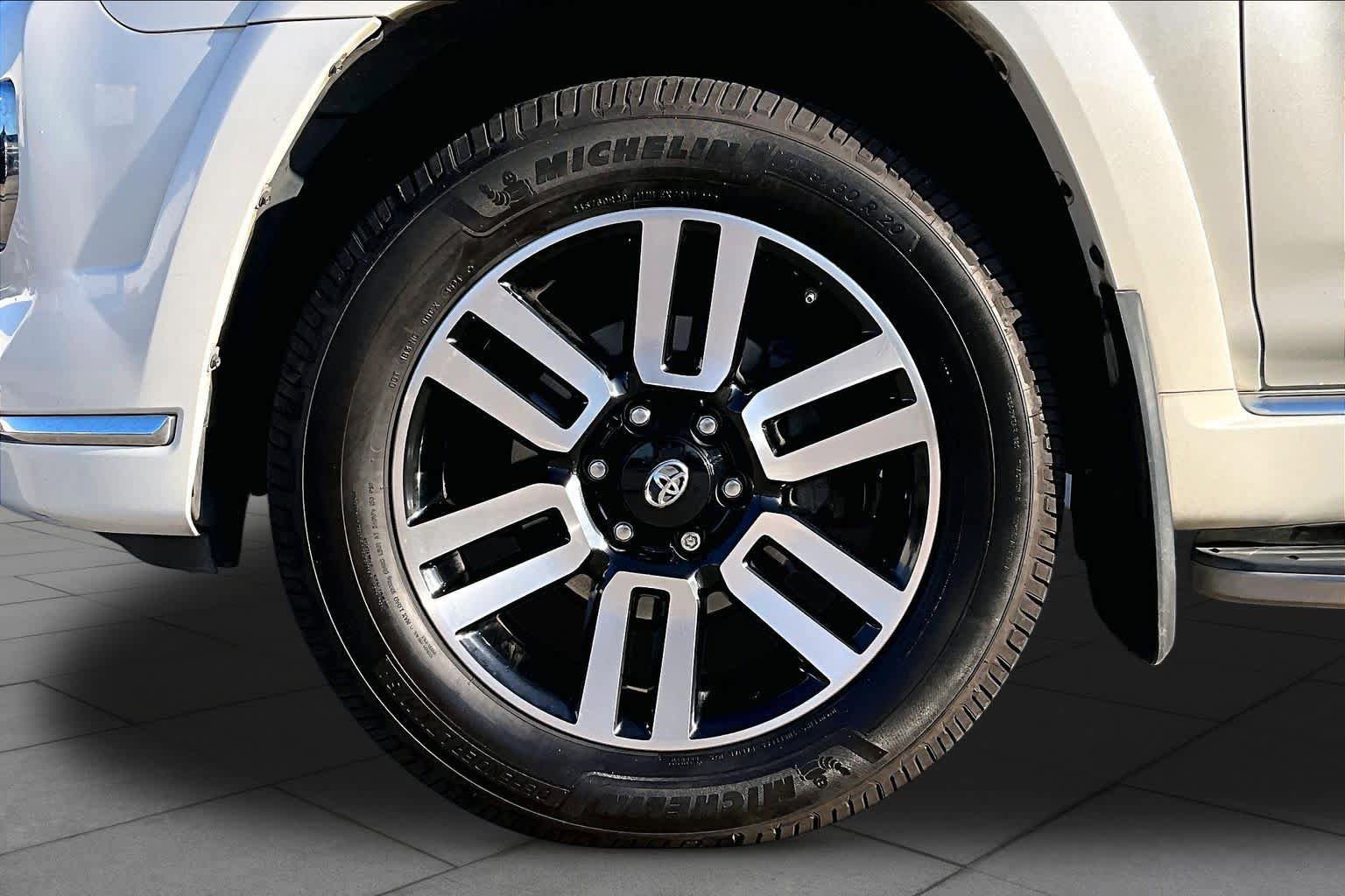 Used 2020 Toyota 4Runner Limited AWD/4WD image 11