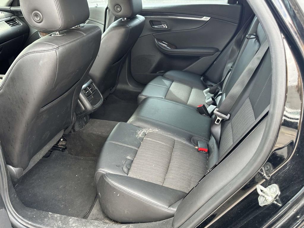 Used 2015 Chevrolet Impala LT FWD image 11