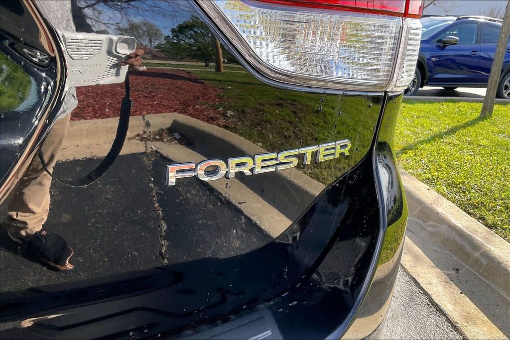 Used 2020 Subaru Forester Premium AWD/4WD image 9