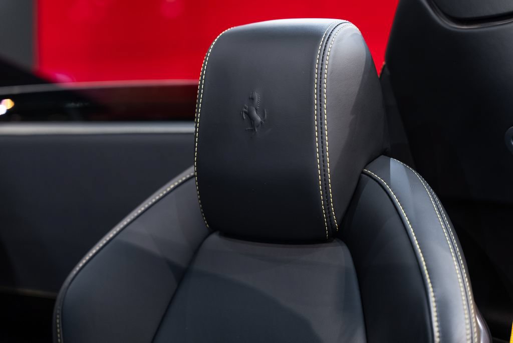 Certified 2014 Ferrari 458 Spider RWD image 6