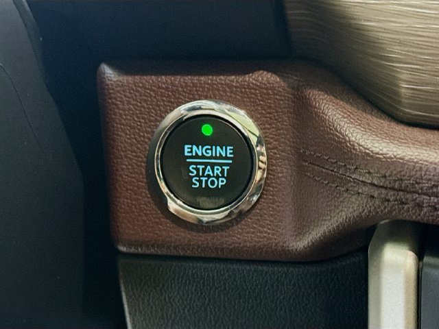Used 2023 Ford Expedition Limited AWD/4WD image 20