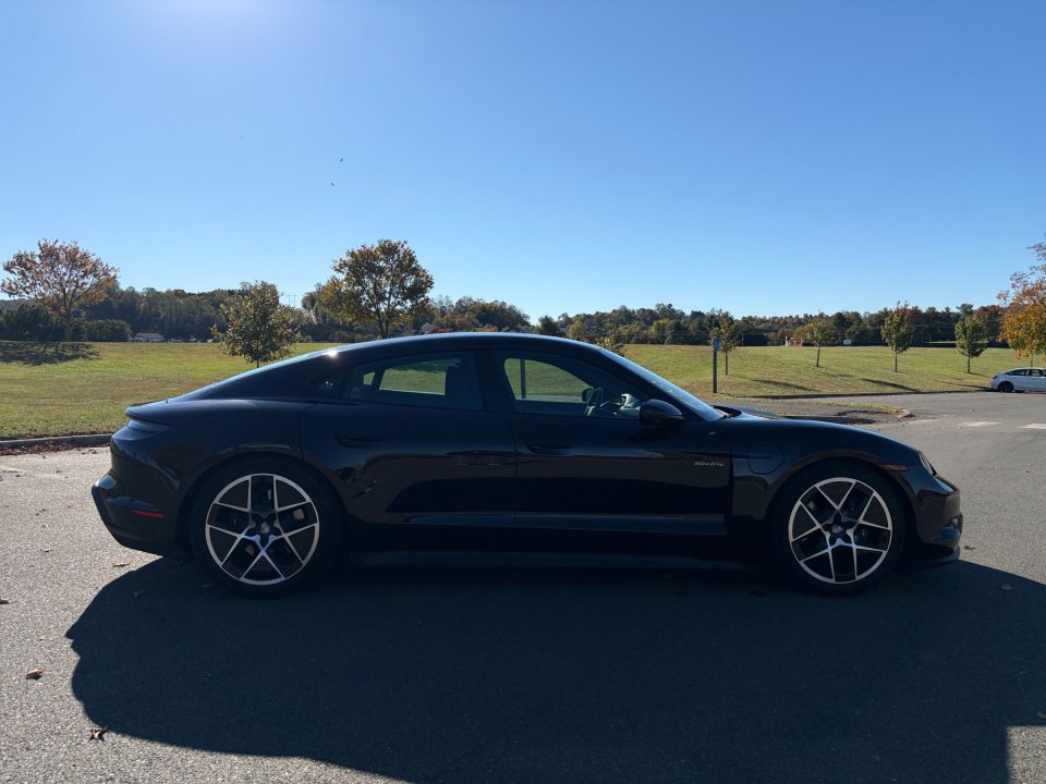 Certified 2025 Porsche Taycan image 8