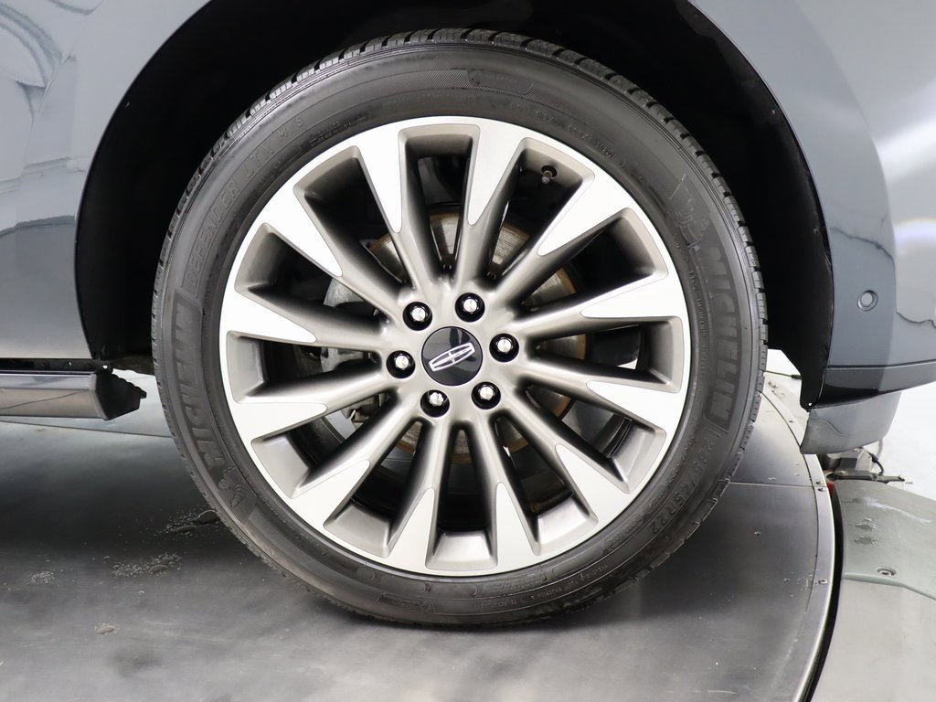 Used 2021 Lincoln Navigator Reserve w/ Luxury Package image 41