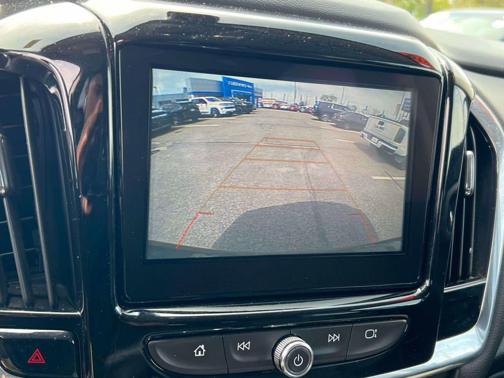 Used 2019 Chevrolet Traverse LT w/ LPO, Floor Liner Package AWD/4WD image 28