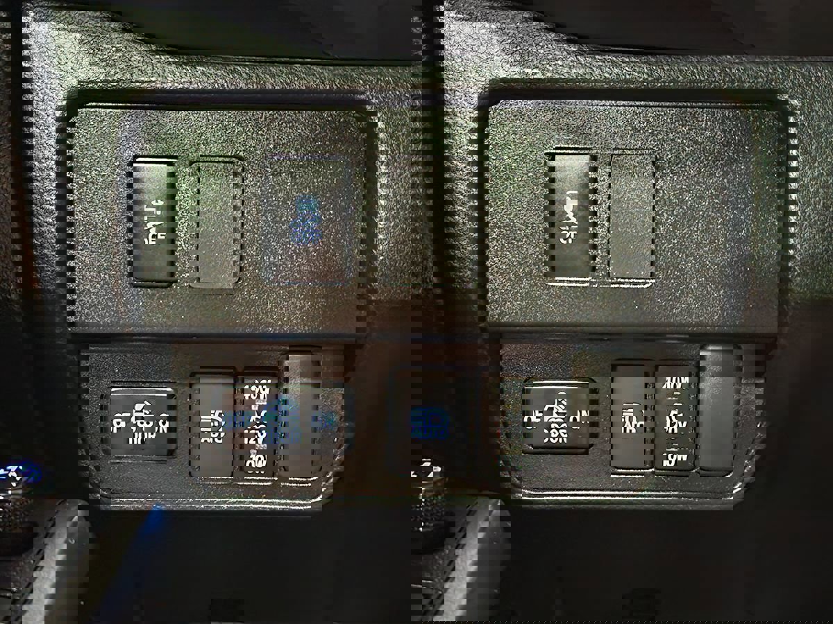 Used 2021 Toyota Tacoma TRD Sport w/ Technology Package image 42