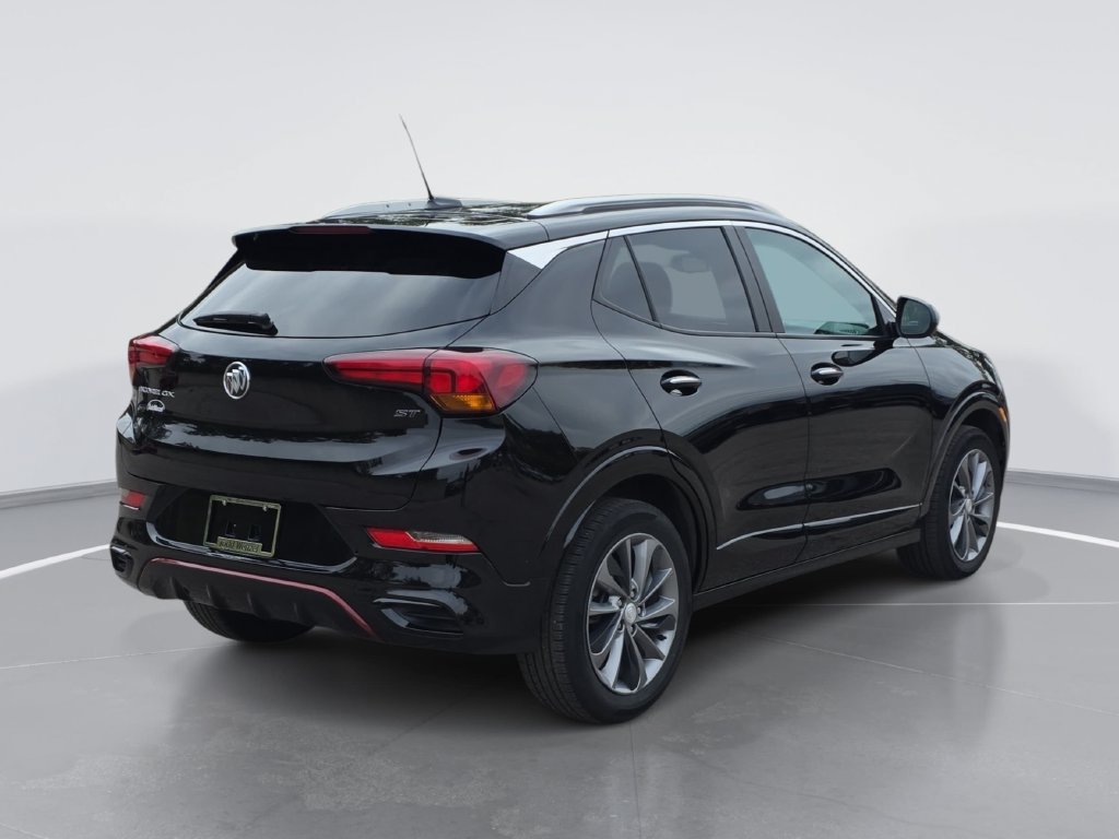 Used 2023 Buick Encore GX Select w/ Experience Buick Package FWD image 3