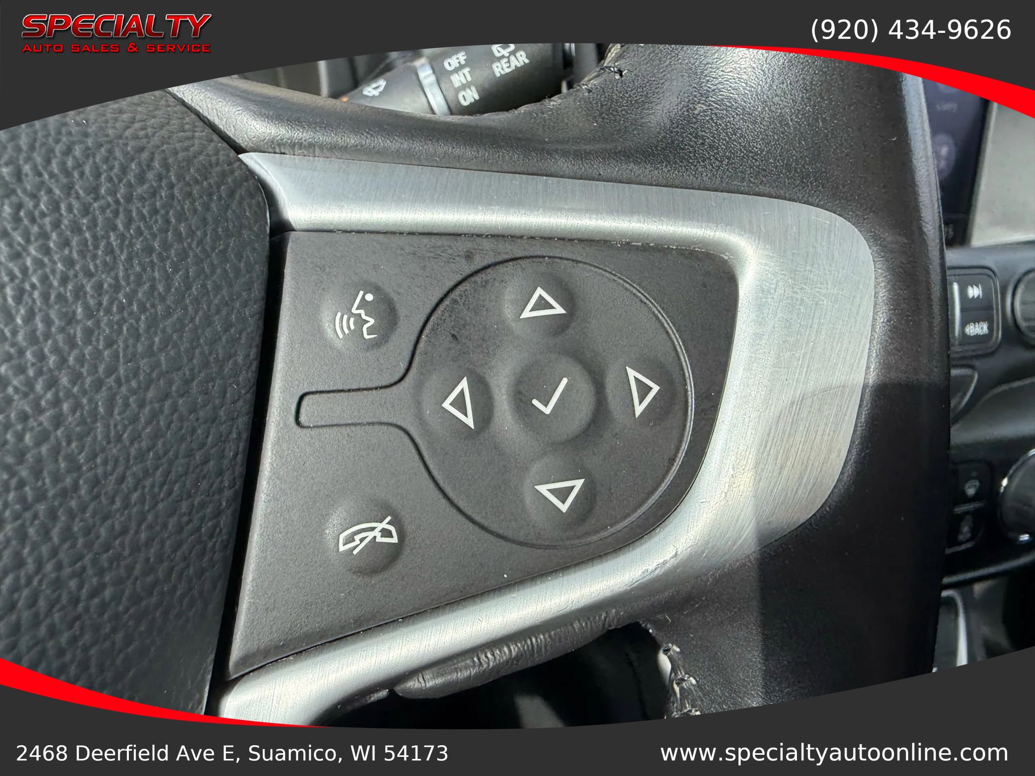 Used 2022 GMC Terrain SLT w/ Tech Package image 12