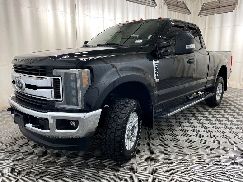 Used 2018 Ford F250 XLT w/ XLT Value Package AWD/4WD image 13