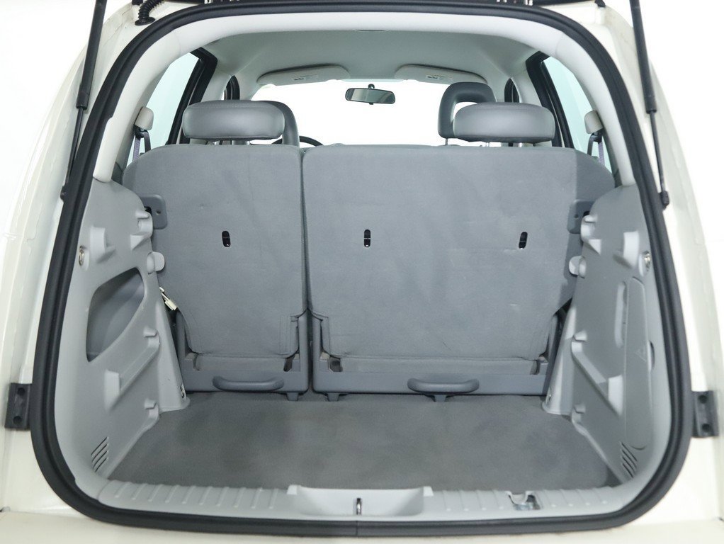 Used 2007 Chrysler PT Cruiser image 26