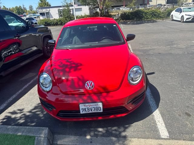 Used 2018 Volkswagen Beetle 2.0T S FWD image 16