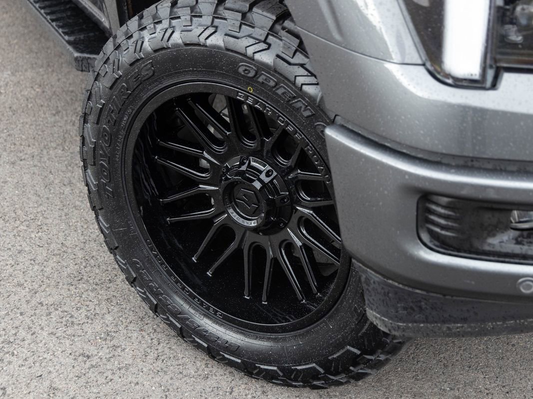 Used 2025 Ford F150 Lariat AWD/4WD image 8