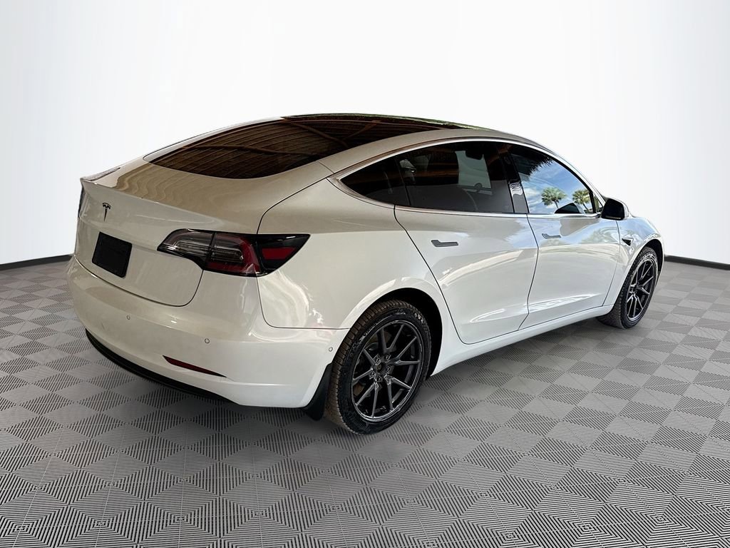 Used 2019 Tesla Model 3 Standard Range RWD image 6