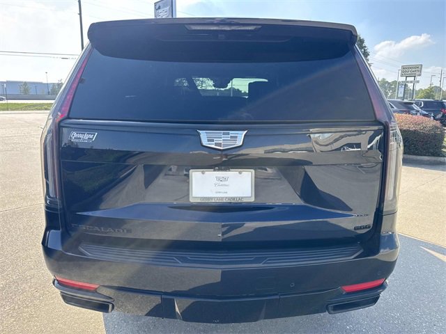 Used 2024 Cadillac Escalade Sport w/ LPO, ONYX Package image 5