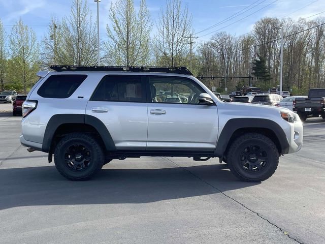 Used 2019 Toyota 4Runner SR5 Premium image 6
