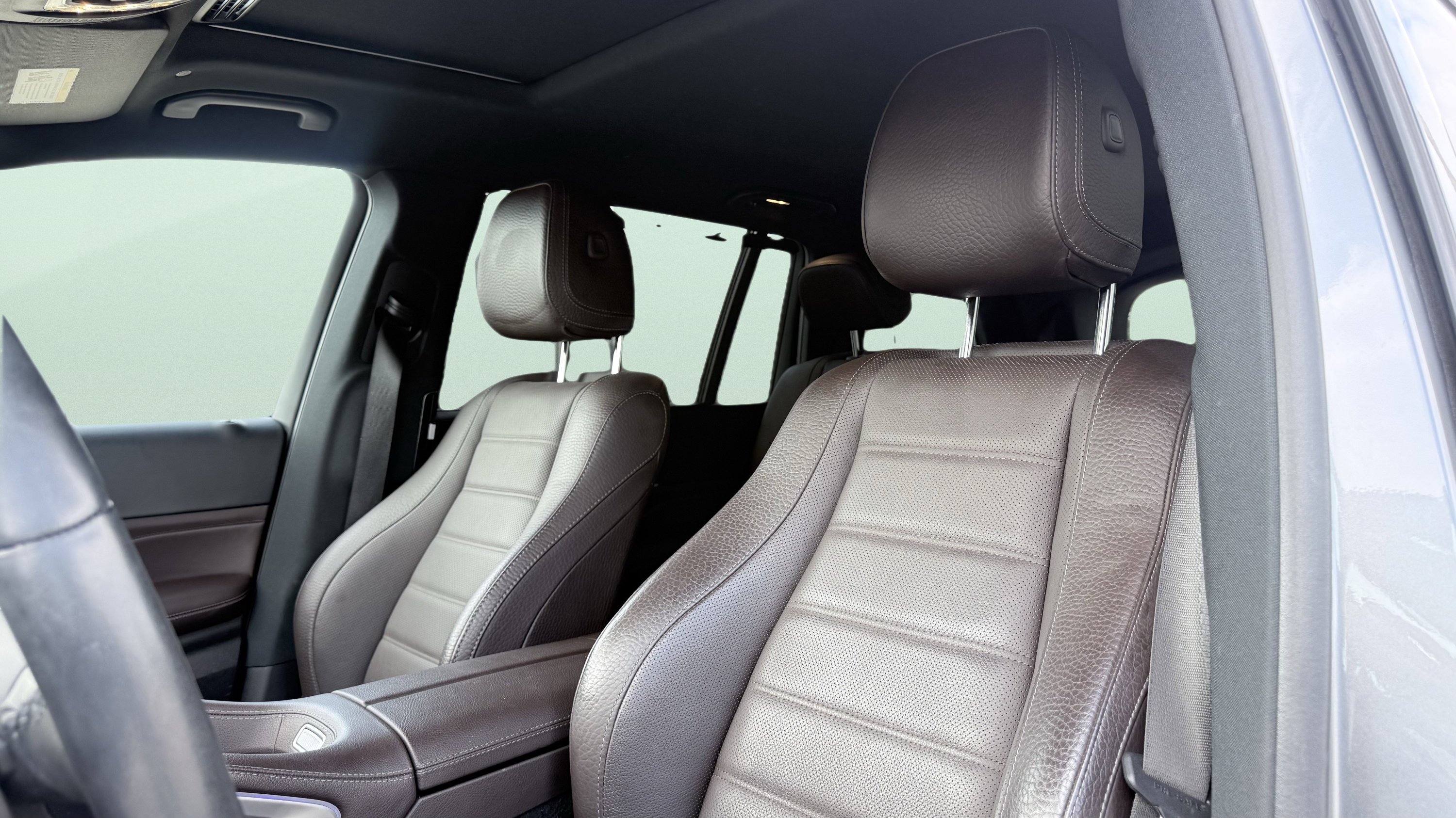 Used 2022 Mercedes-Benz GLS 450 4MATIC image 24