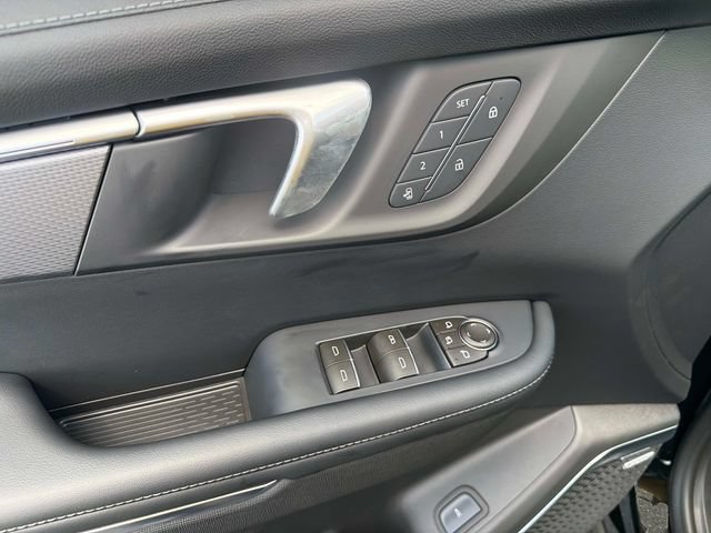 New 2026 Buick Enclave Sport Touring w/ Power Package FWD image 18