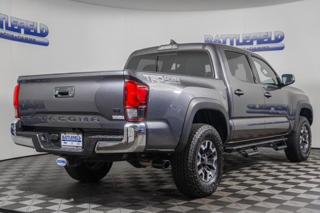 Used 2019 Toyota Tacoma TRD Off-Road image 10