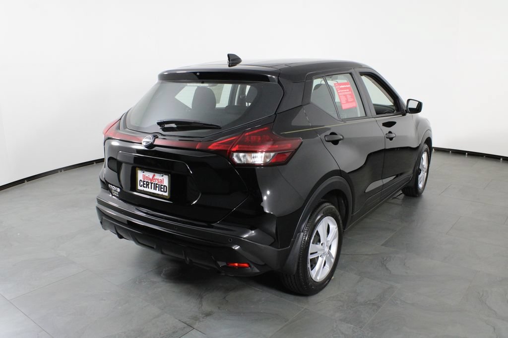 Certified 2025 Nissan Kicks Play S FWD image 16