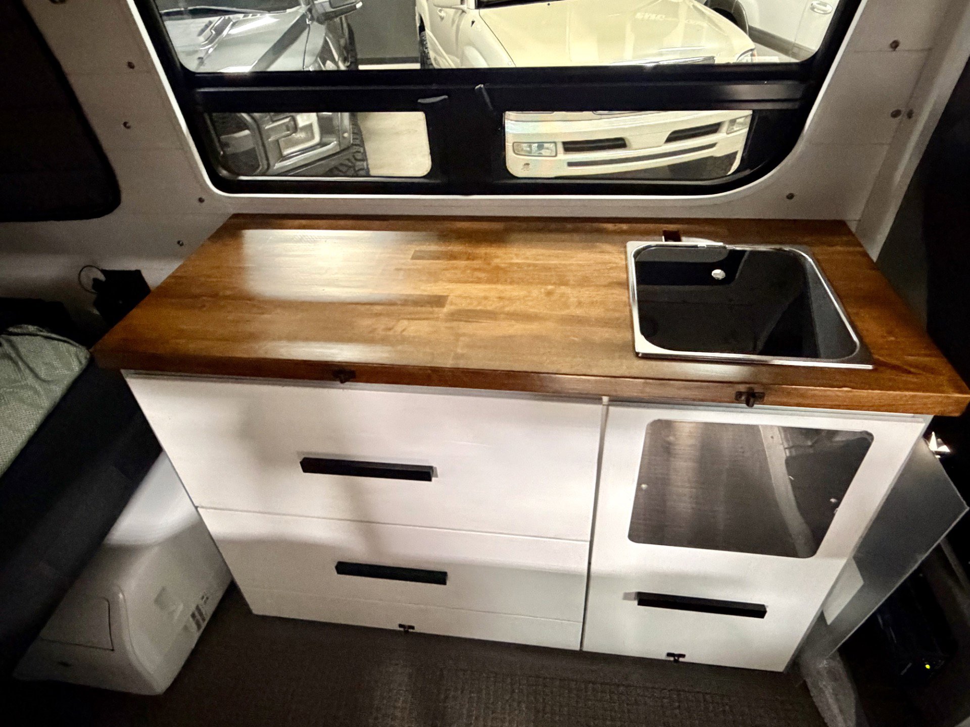 Used 2018 Mercedes-Benz Sprinter 3500 image 31