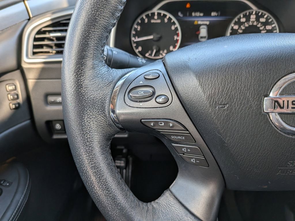 Used 2019 Nissan Murano SL FWD image 16