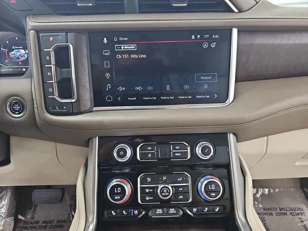 Used 2023 GMC Yukon Denali AWD/4WD image 21