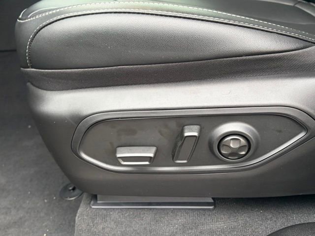 New 2025 Jeep Grand Cherokee Limited image 17