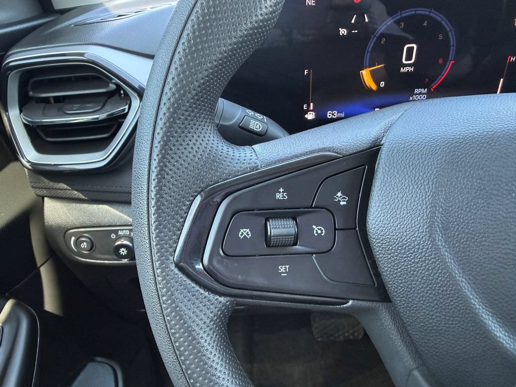 Used 2025 Chevrolet TrailBlazer LT FWD image 20