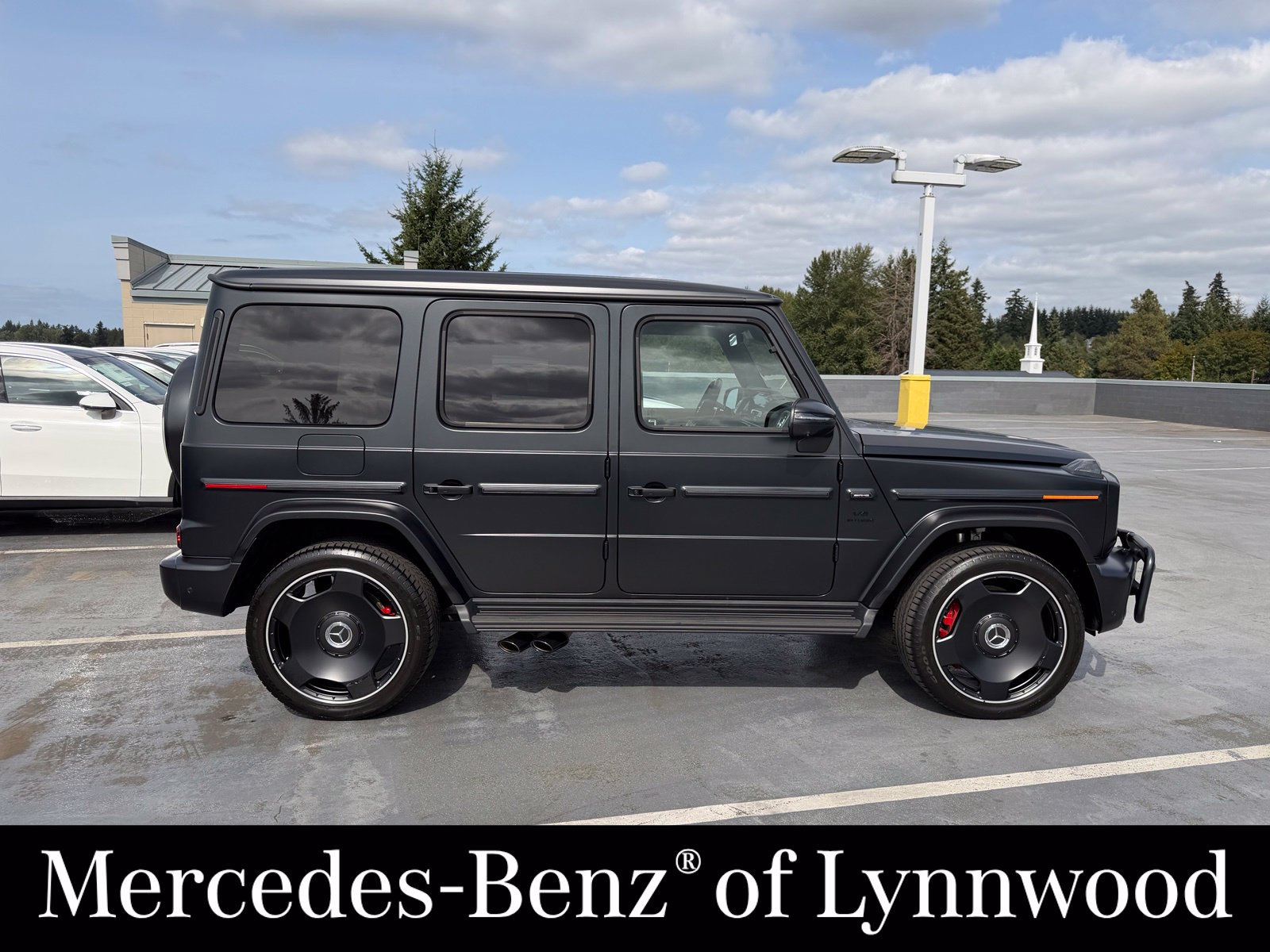 Used 2025 Mercedes-Benz G 63 AMG 4MATIC image 2