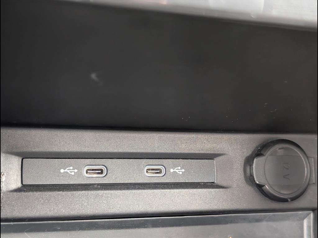 Used 2024 Volkswagen Tiguan S image 18