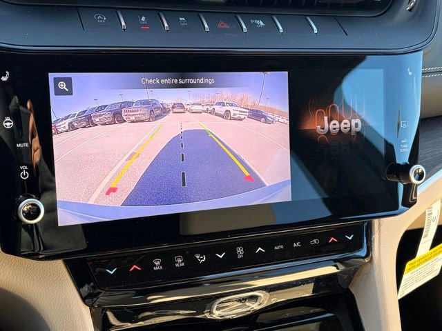 New 2026 Jeep Grand Cherokee Limited w/ Limited Altitude Package AWD/4WD image 23